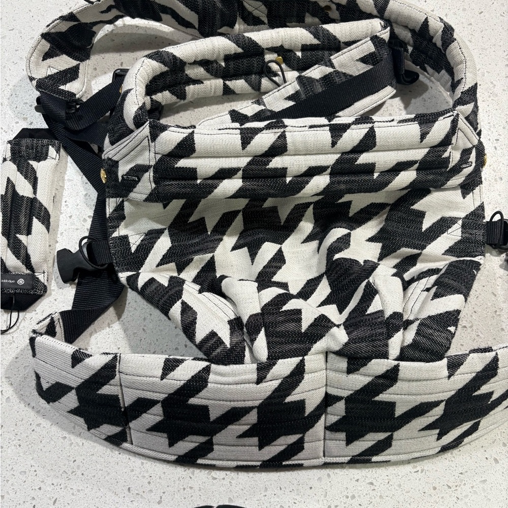 Artipoppe carrier SOLD!!!